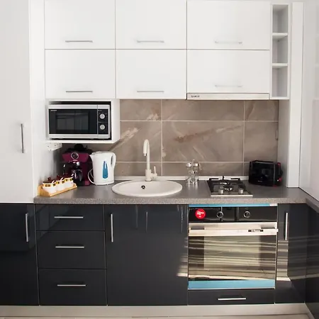 Апартаменты Apartament Alezzi Black&white 3 *