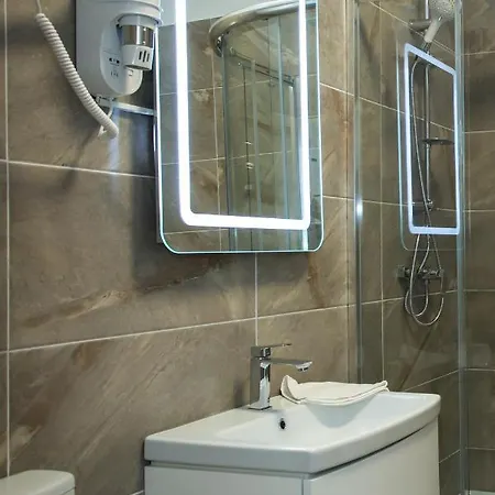 Apartament Alezzi Black&white 3 Нэводари